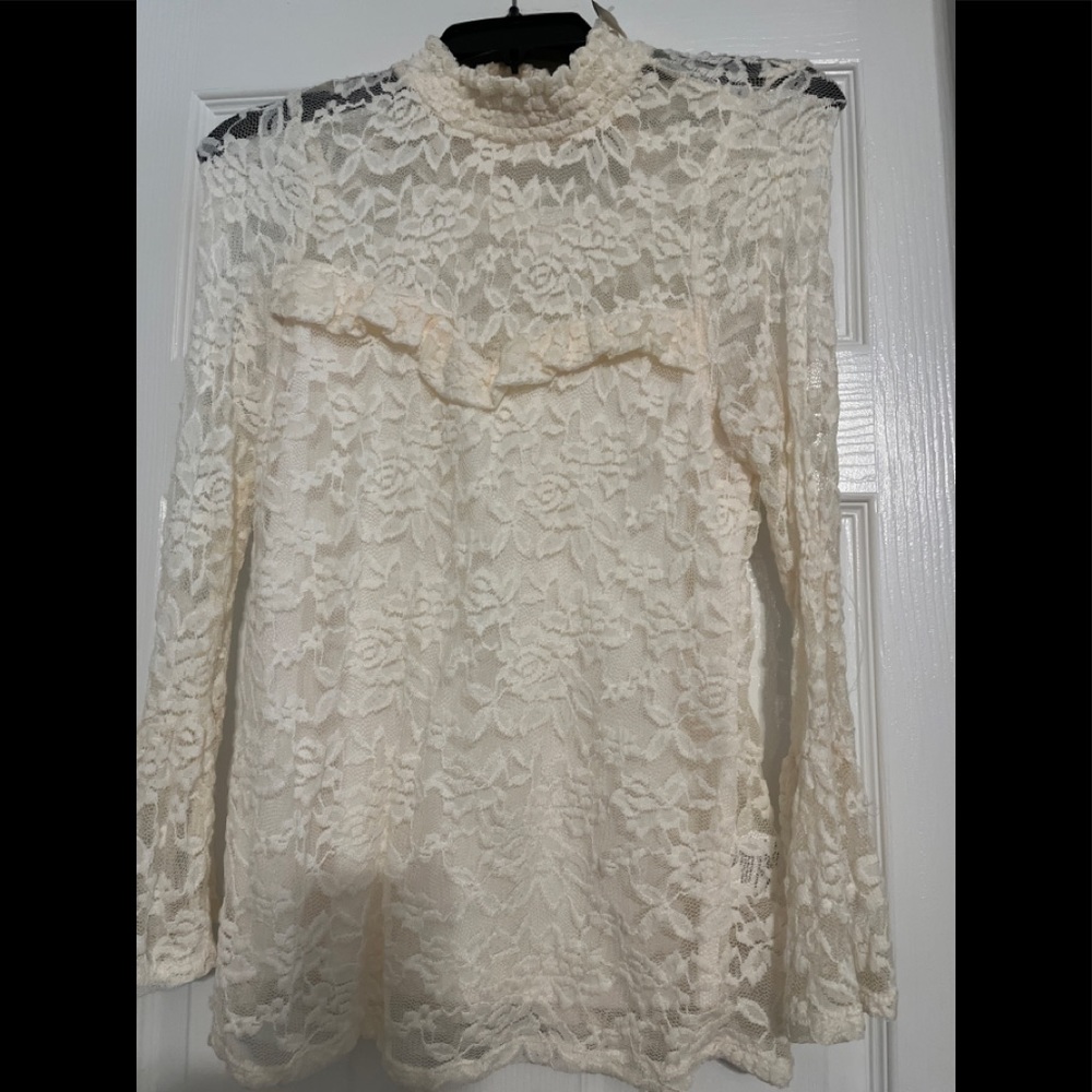 Lace top